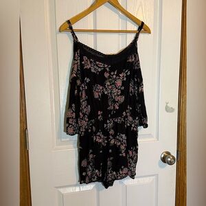 Mudd Black Floral Boho Beachy Romper Vintage Medium